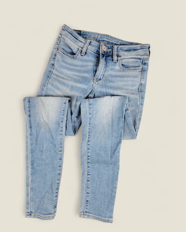 AMERICAN EAGLE STRETCH JEGGING JEANS LADIES SIZE 0 PRE-LOVED