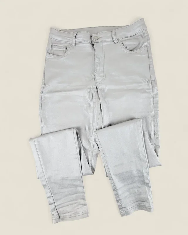 NO BRAND SILVER PLEATHER PANTS LADIES LARGE PRE-LOVED