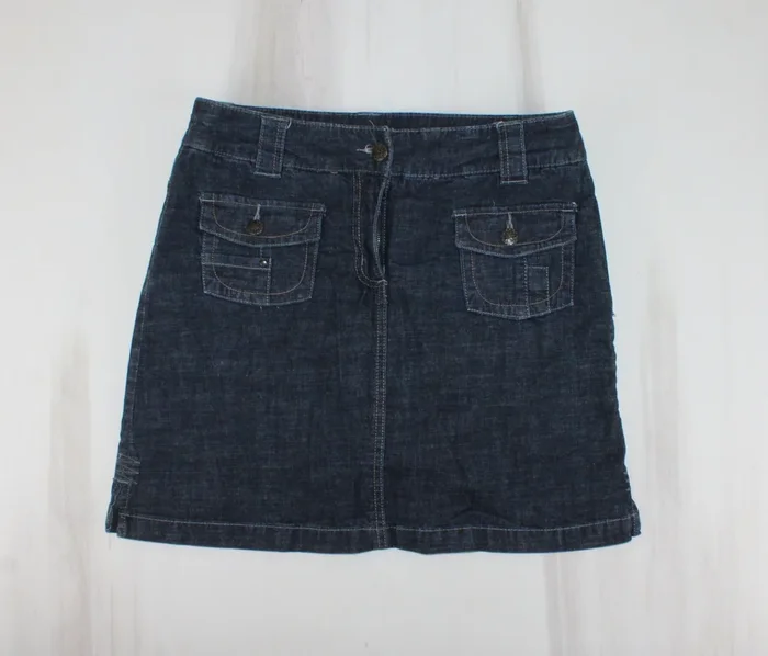 REITMANS BLUE DEMIN SKIRT LADIES SIZE 7 PRE-LOVED