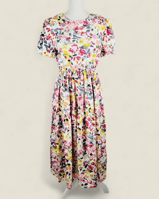 SHEIN FLORAL DRESS LADIES MEDIUM PRE-LOVED